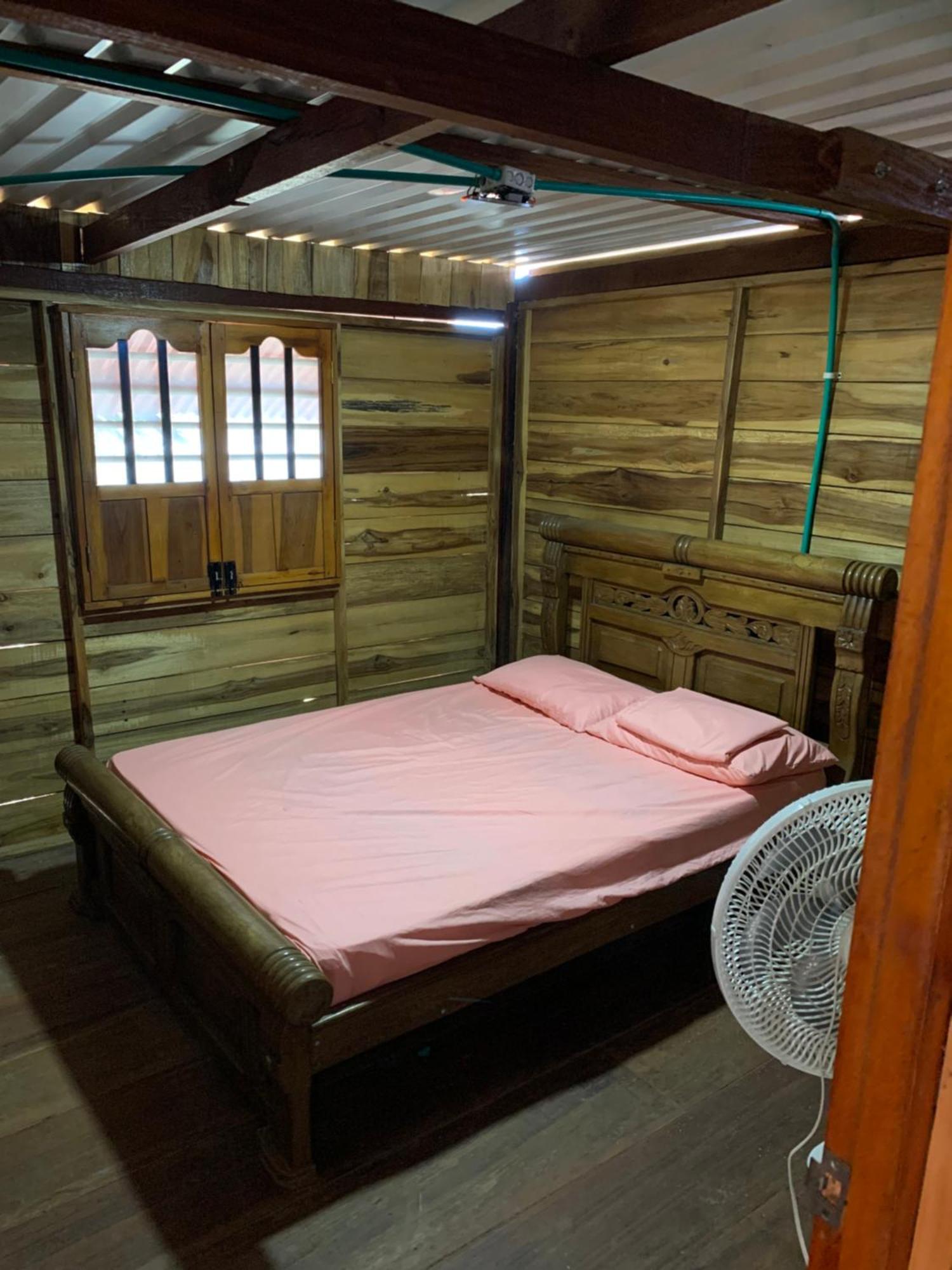 Cabana Roman *