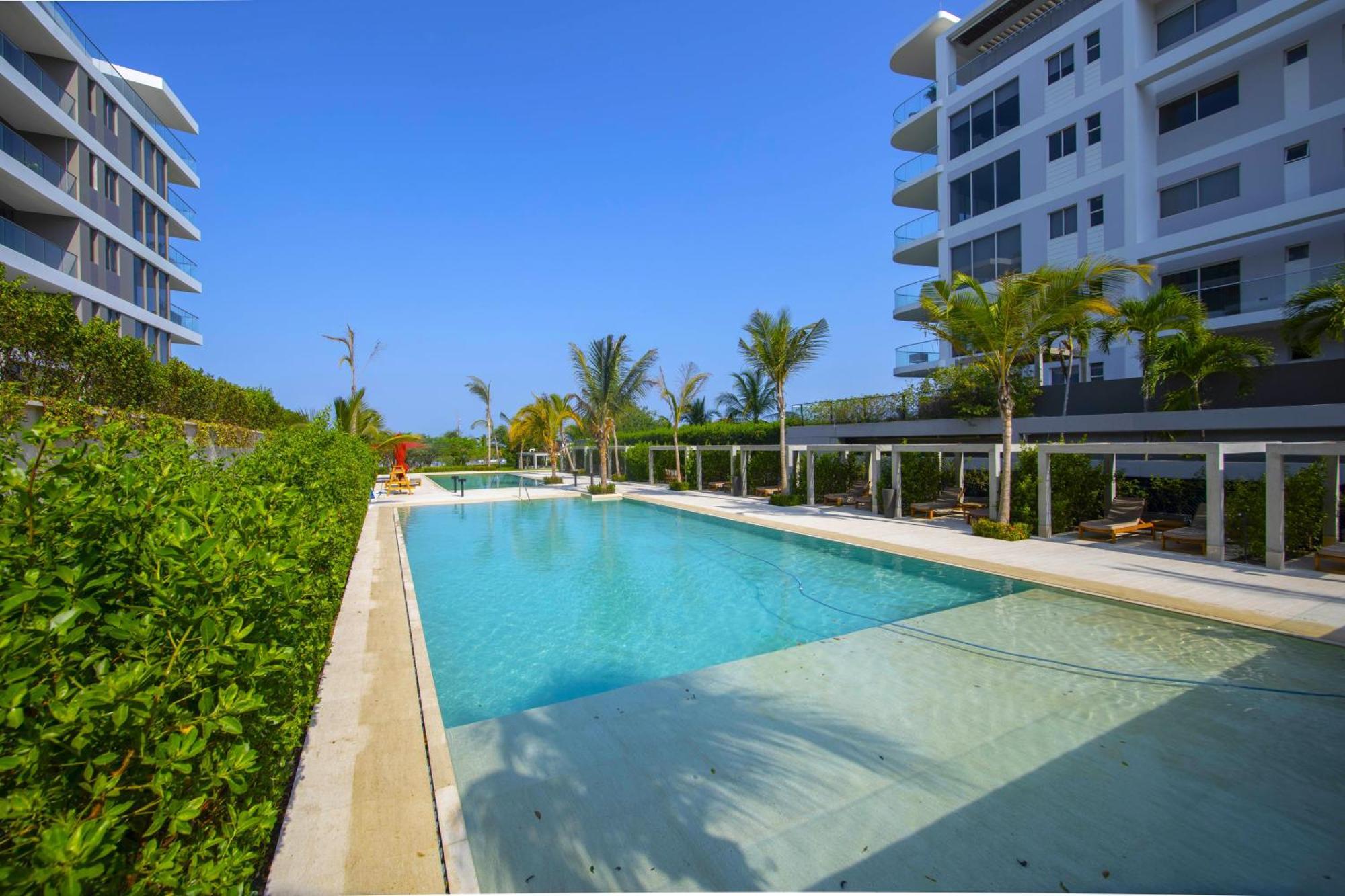 Exclusivo Frente Al Mar, Playa Privada, Piscinas Apartamento