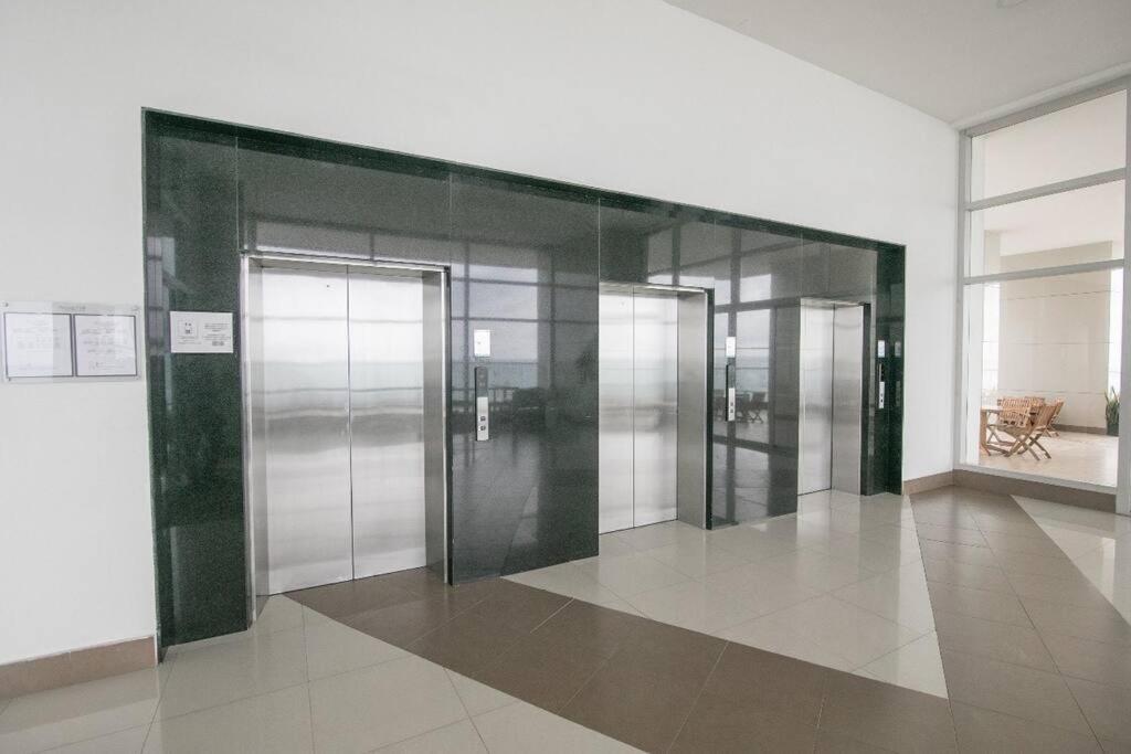 2-2 Palmetto Eliptic 3403 Enchanted Jewel * Cartagena