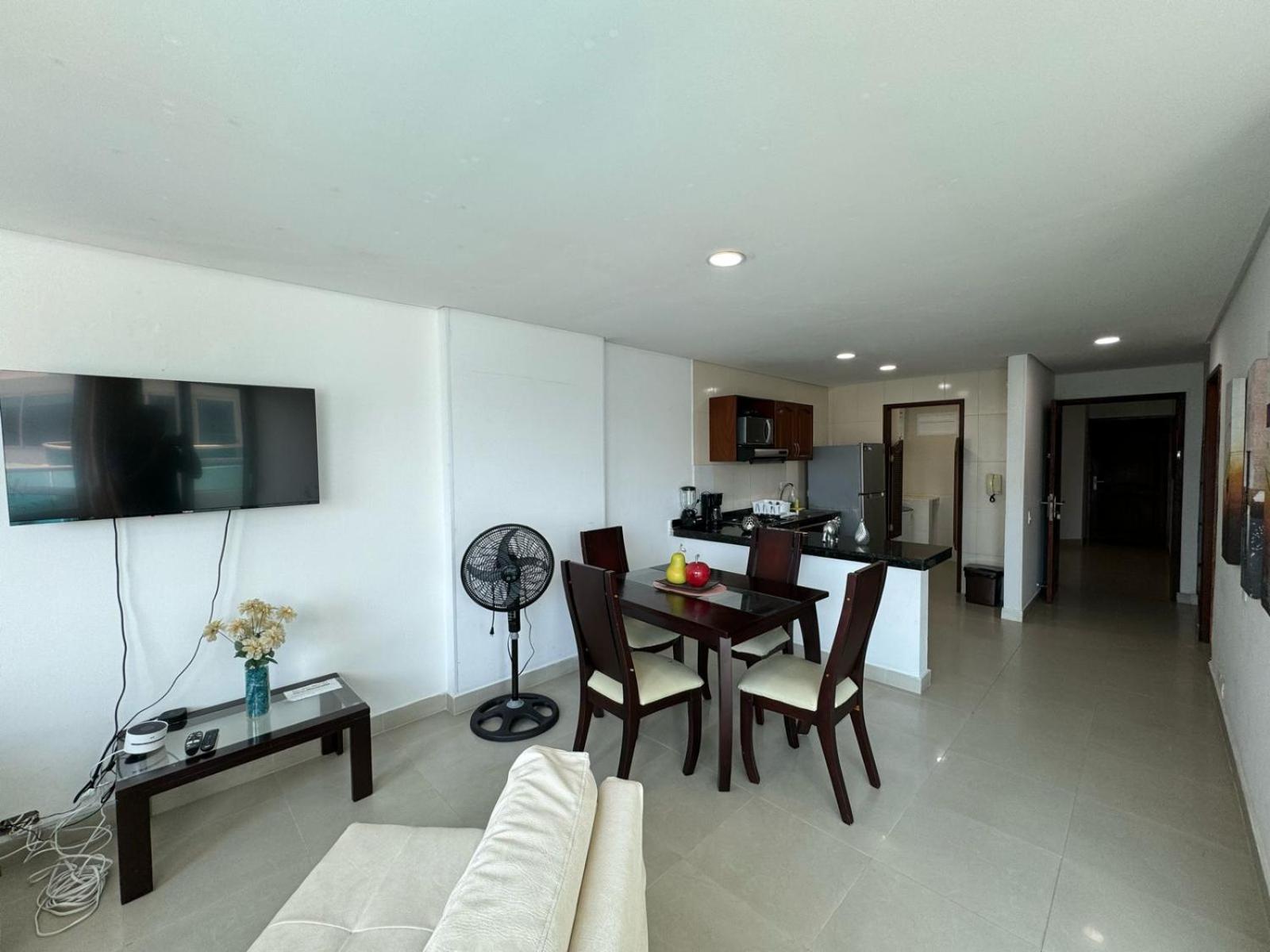 Apartamento En Laguito Ed Torres Del 604 Icdi *