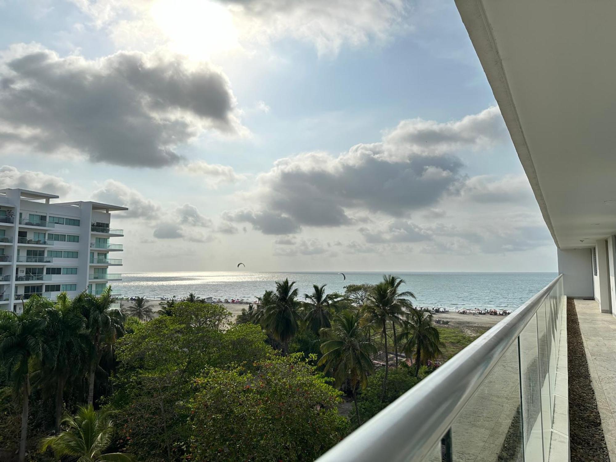 Apartamento Moderno Y Lujoso Apto De Playa En Morros *