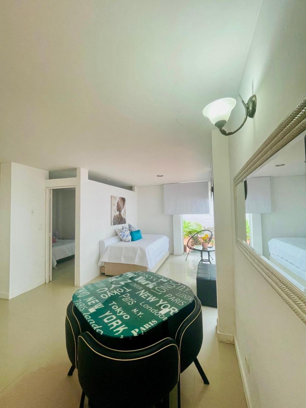 Cerca A Americas Apartamento