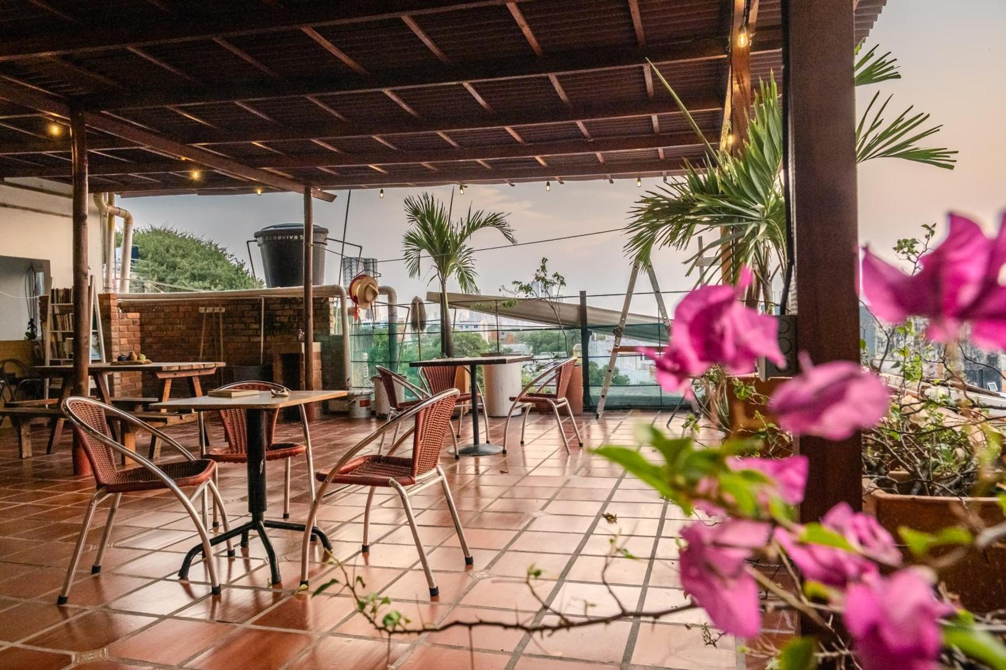 Apartamento Con Amplia Terraza Apartamento