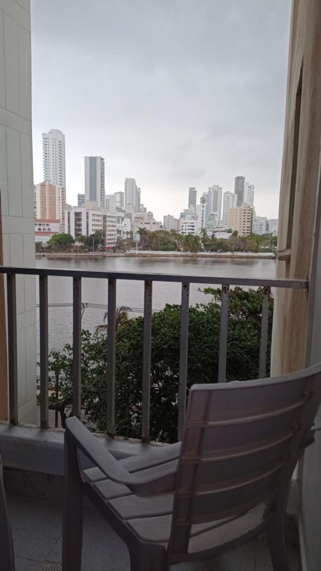 Aparta-suites En Junto A La Playa