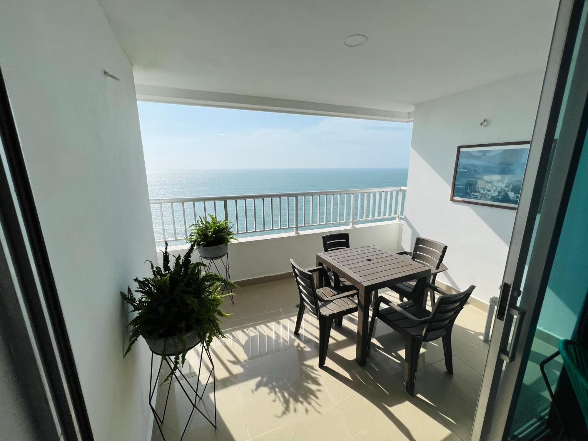 Espectacular Bocagrande, Frente Al Mar, Con Piscina * Cartagena