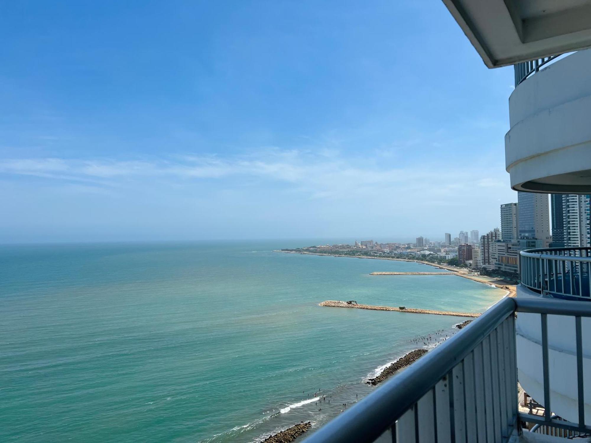 Apartamento Espectacular Bocagrande, Frente Al Mar, Con Piscina *