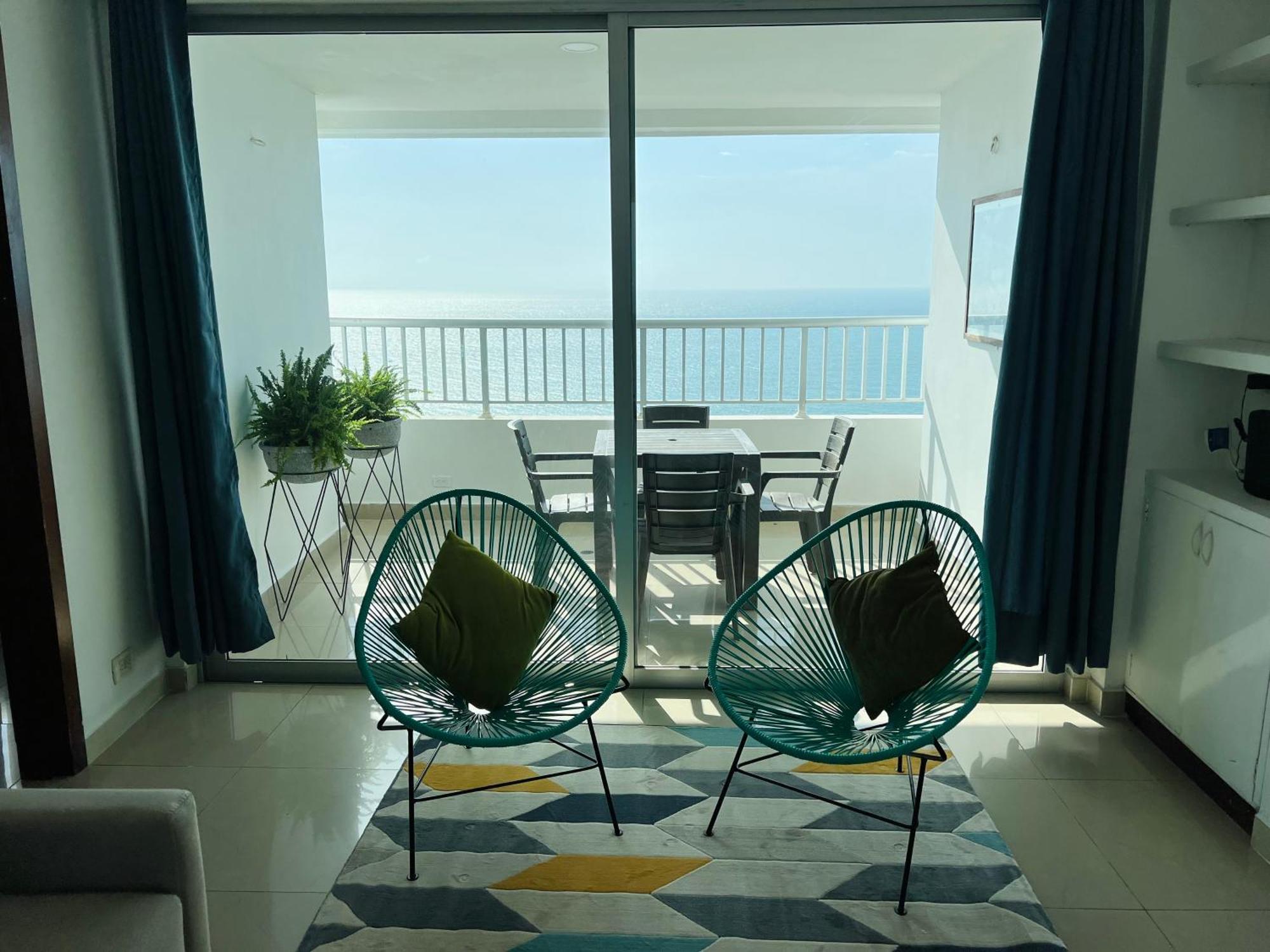 Apartamento Espectacular Bocagrande, Frente Al Mar, Con Piscina *