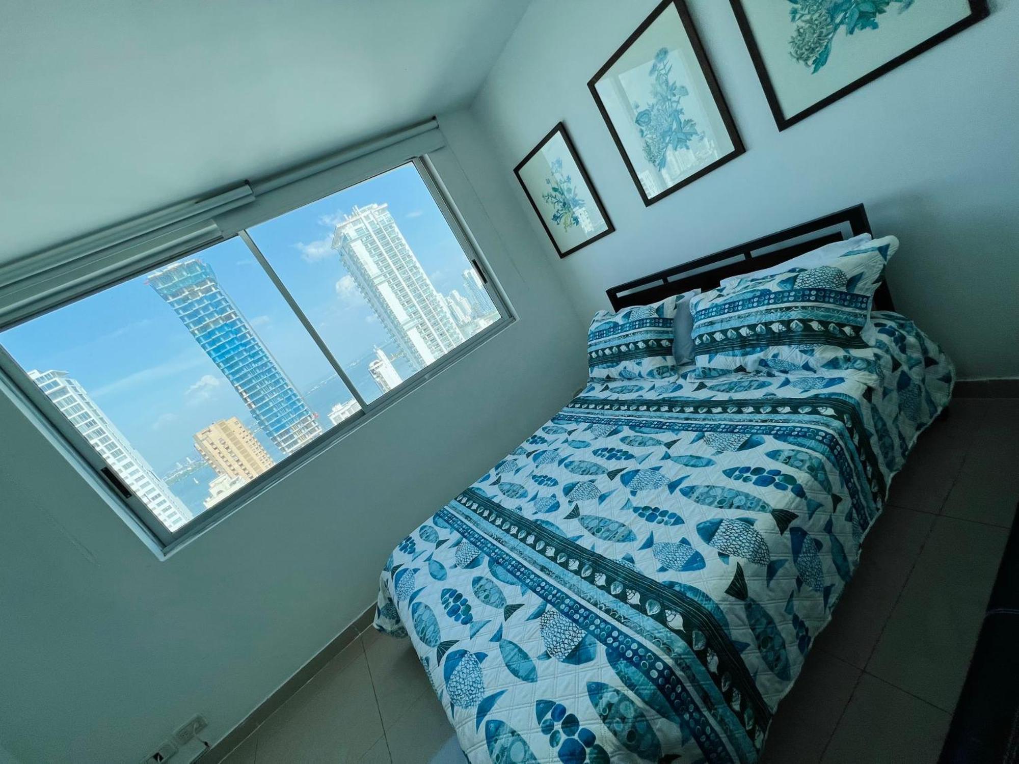 Espectacular Bocagrande, Frente Al Mar, Con Piscina Apartamento *