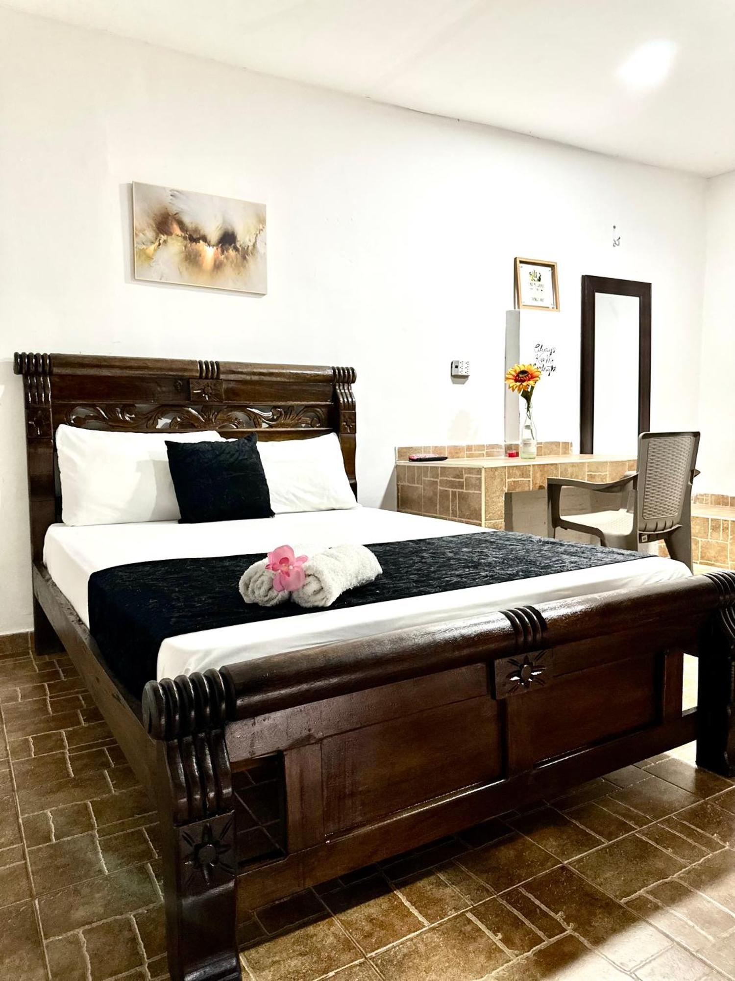 Pensión Hostal Casa Aldana *