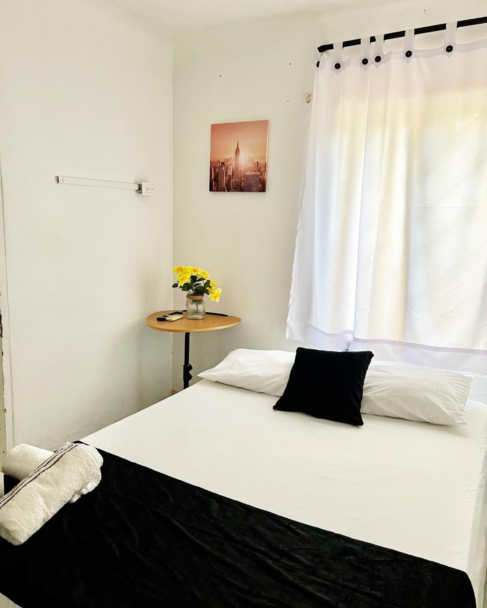 Hostal Casa Aldana Pensión *