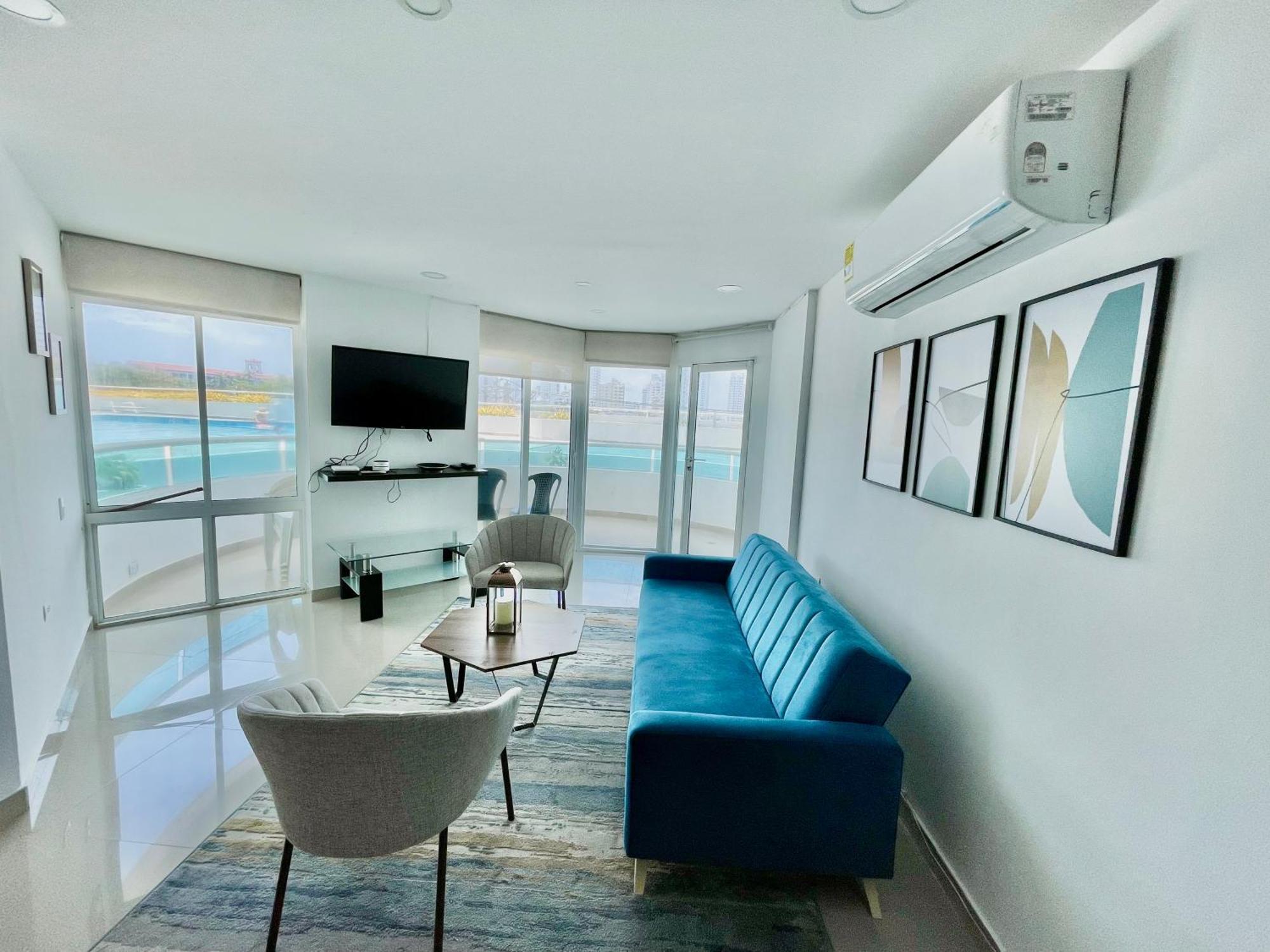 Apartamento Con Vista En El Laguito Frente A La Playa * Cartagena