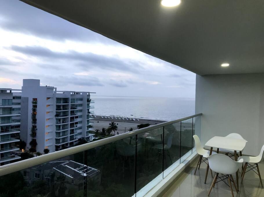 Sensacional Nuevo Frente Al Mar Apartment