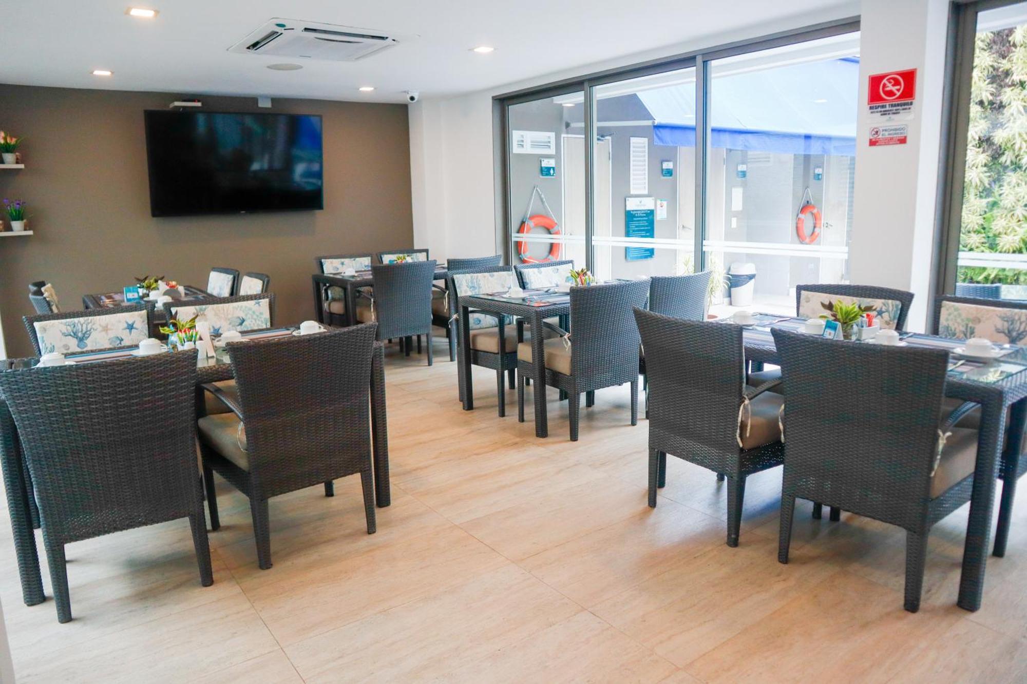 Hotel Varanasi Boutique Aeropuerto 4*