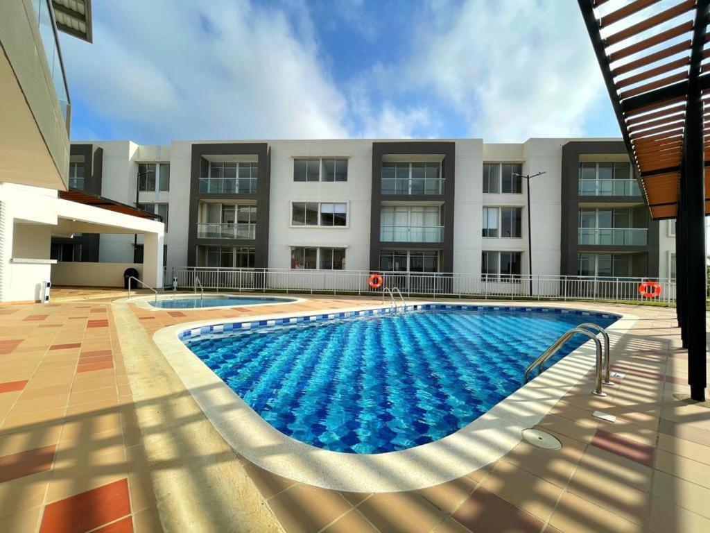 Peaceful & Modern Apartamento