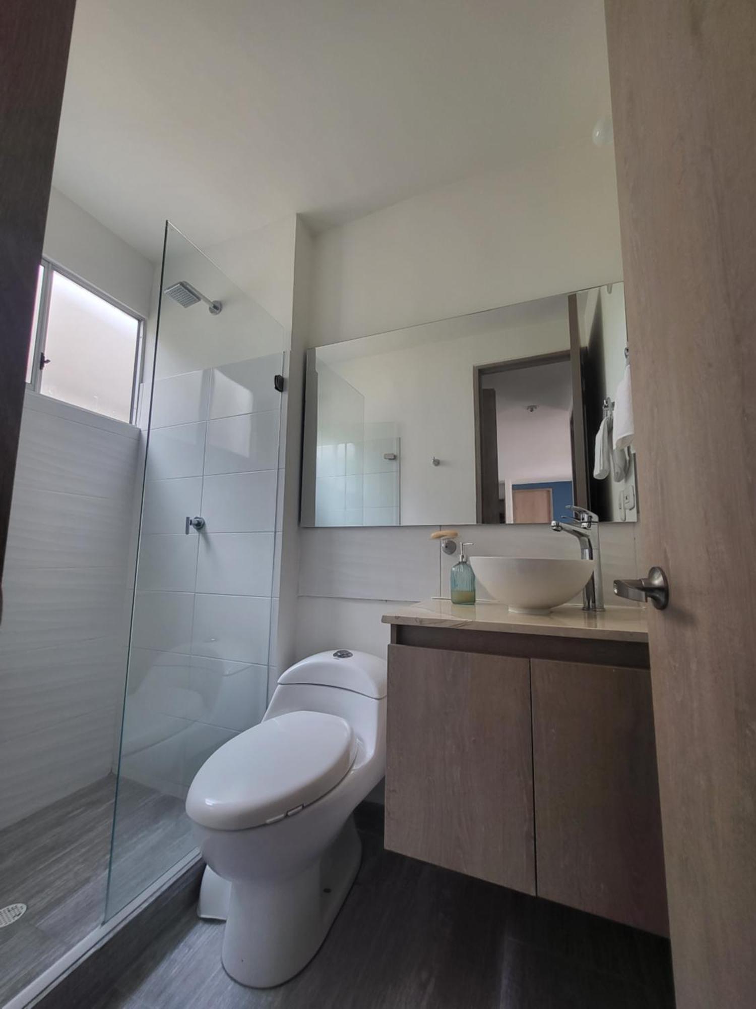 Peaceful & Modern