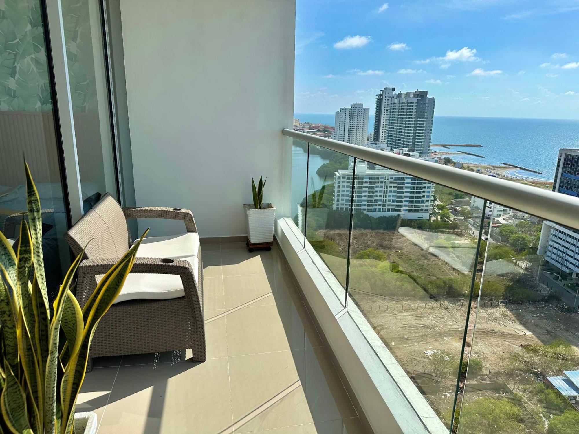 Great Sunsets & Sea Views, Near Beach&downtown Apartamento