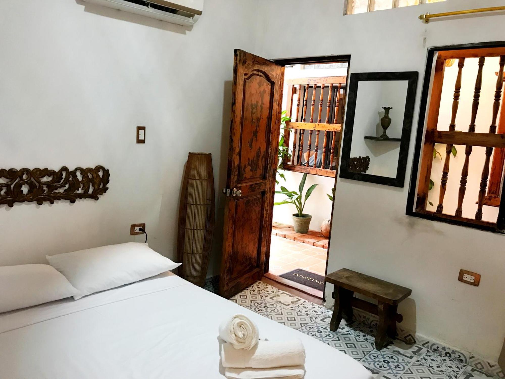 Pachamama Hostal *