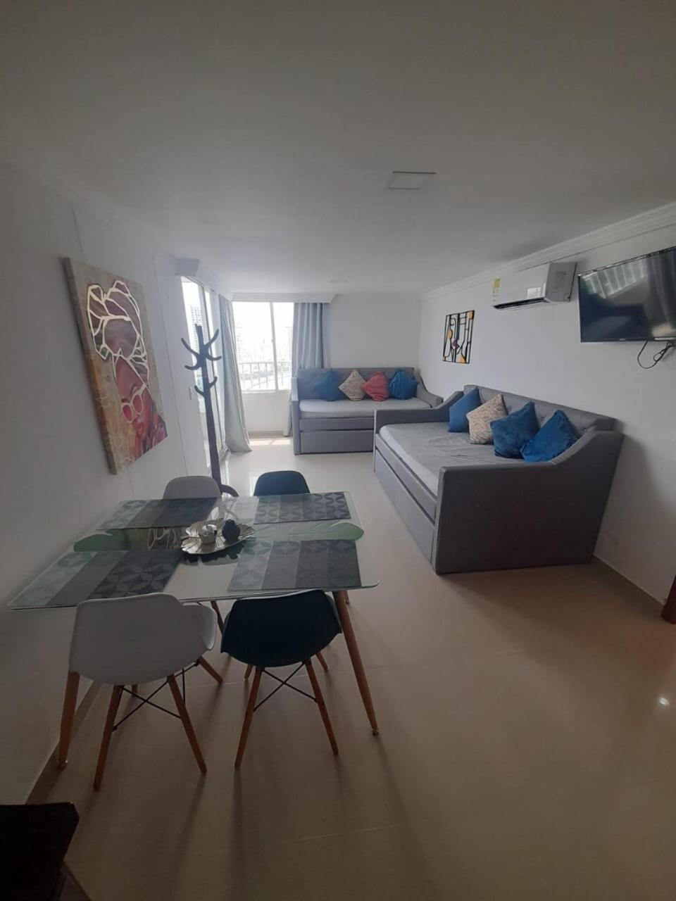Apartamento Con Hermosa Vista Al Mar En El Laguito Piso 19