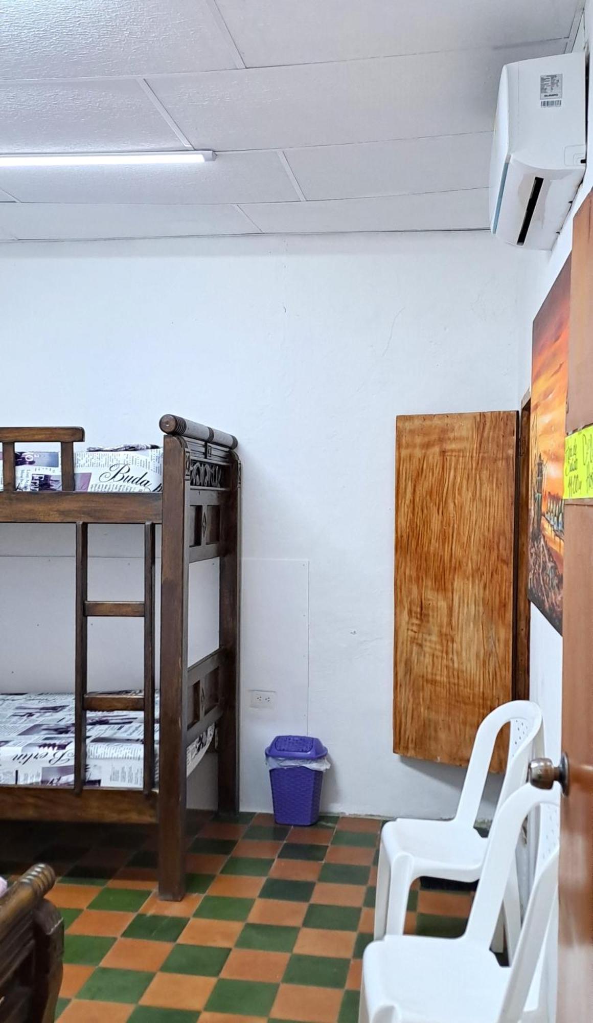 Casa Lara Pensión *