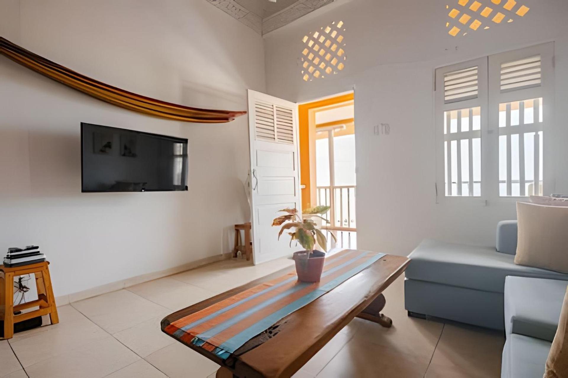 Benedetti: Building In The Historic Center Of Apartamento Cartagena