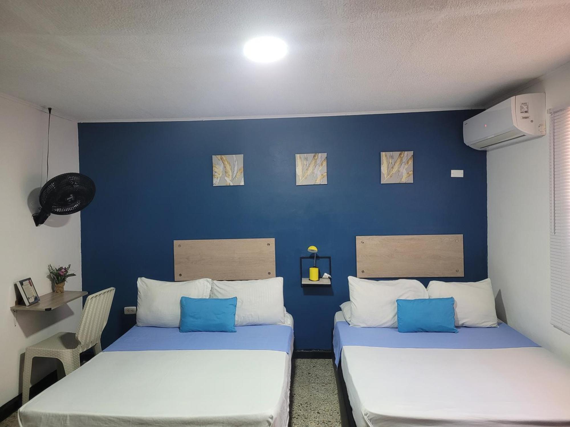 Costana -
