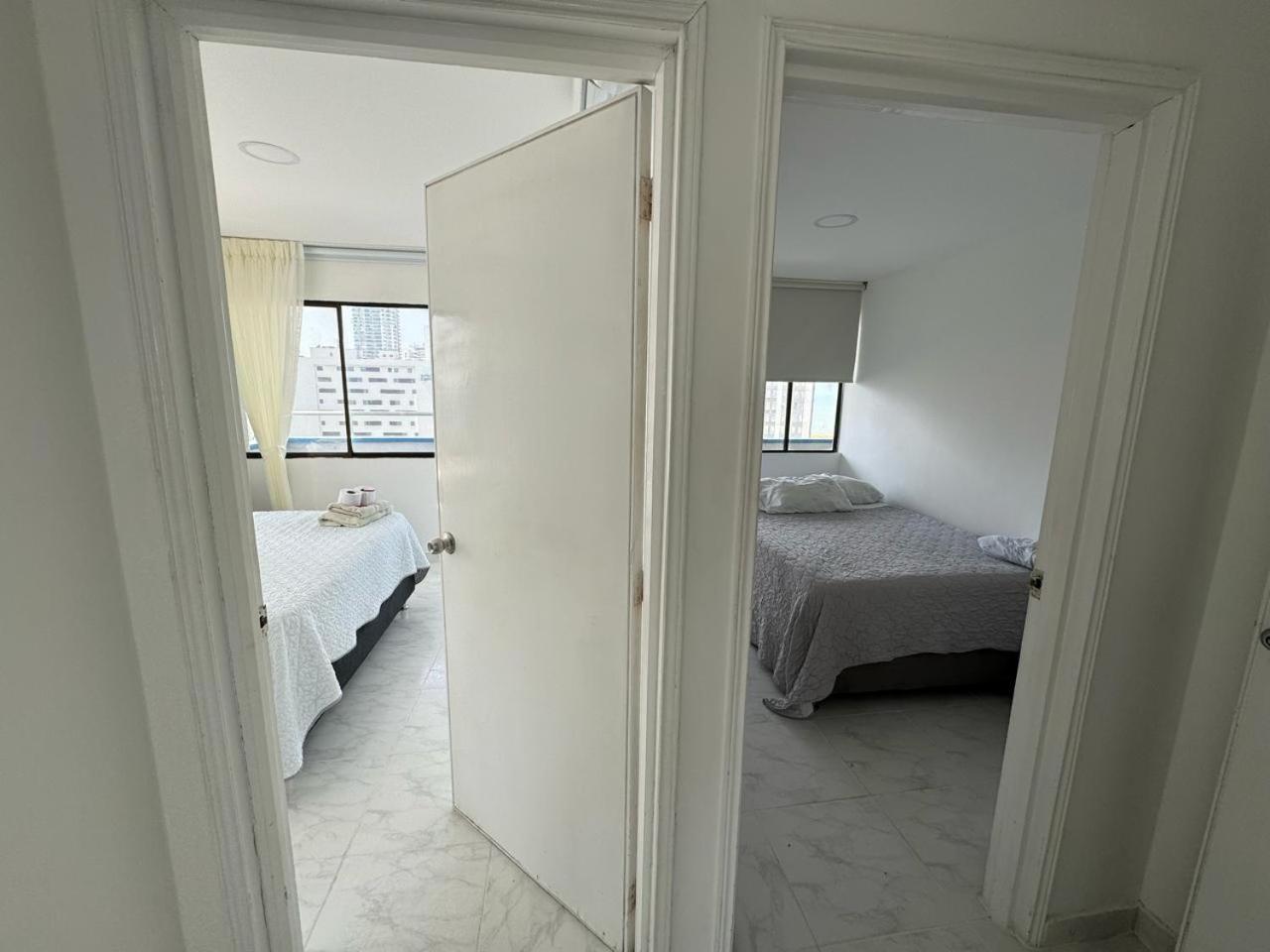 Apartamento En Edificio Portofino Remodelados Icdi