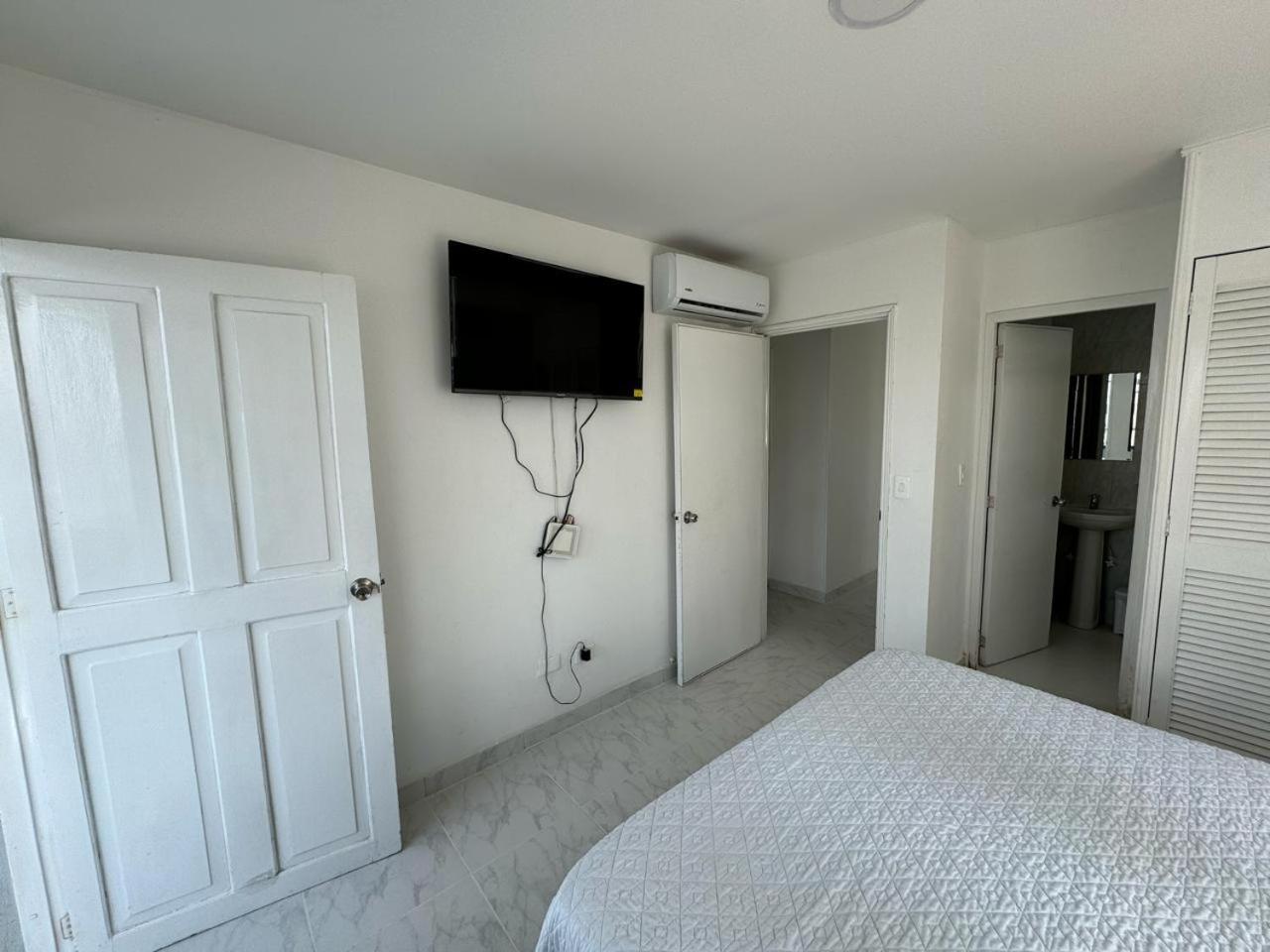 En Edificio Portofino Remodelados Icdi Apartamento Cartagena
