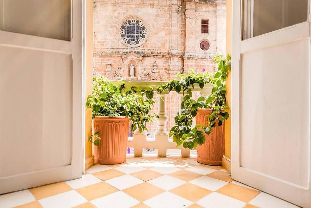 Apartamento Casa En La Mejor Plaza De La Ciudad Vieja Cartagena