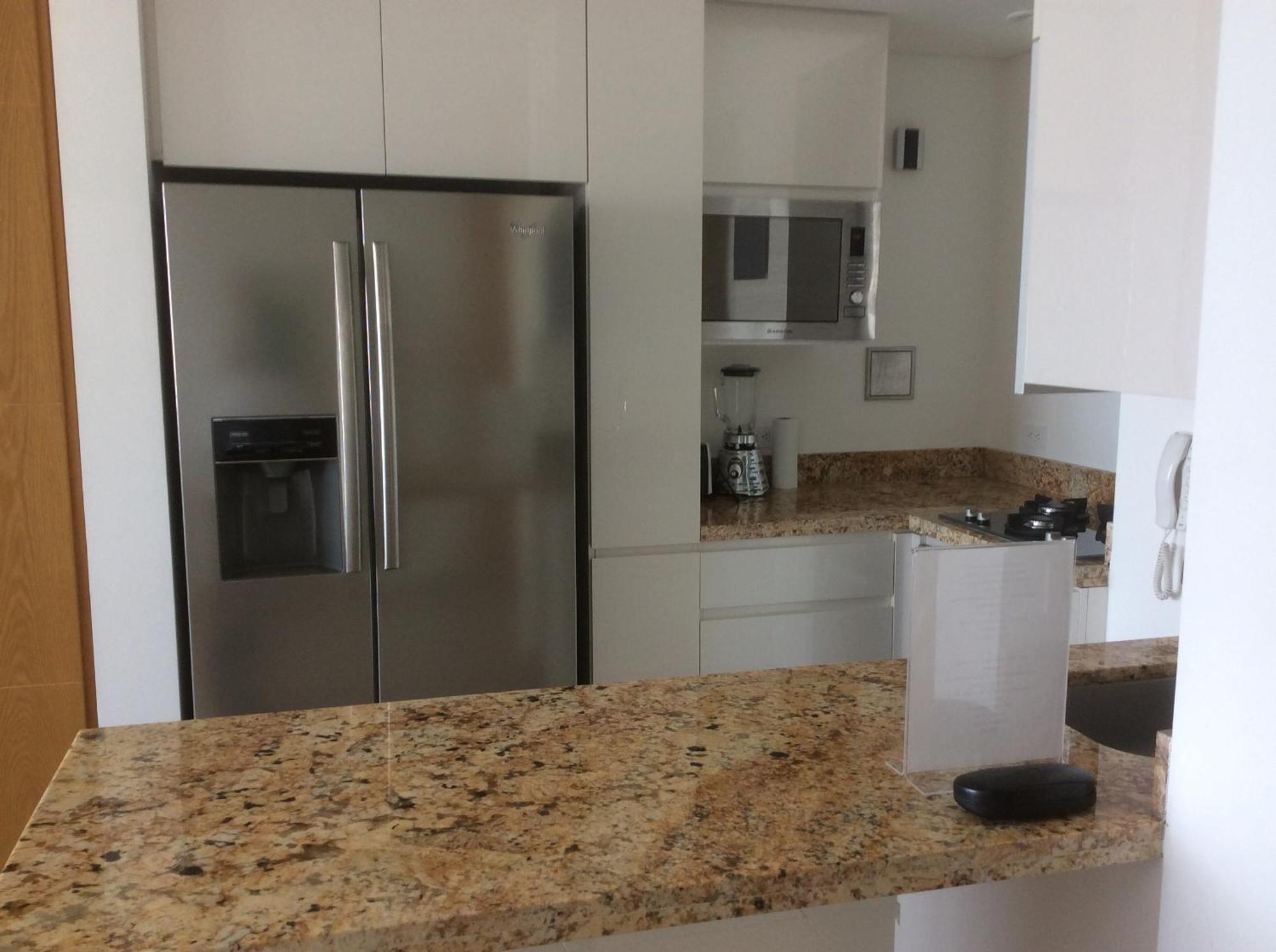 Cozy Con Excelente Vista En Edificio De Lujo - H2 Regency *
