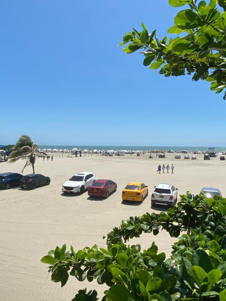 Amplia Casa Con Piscina A 40 Mts De Playa En Castillo Grande * Cartagena