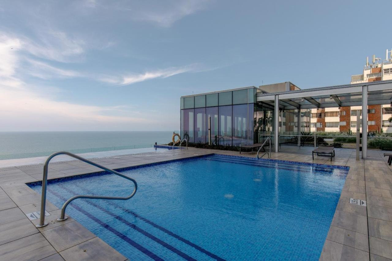 En Edificio H2 Bocagrande Cerca Al Mar * Cartagena