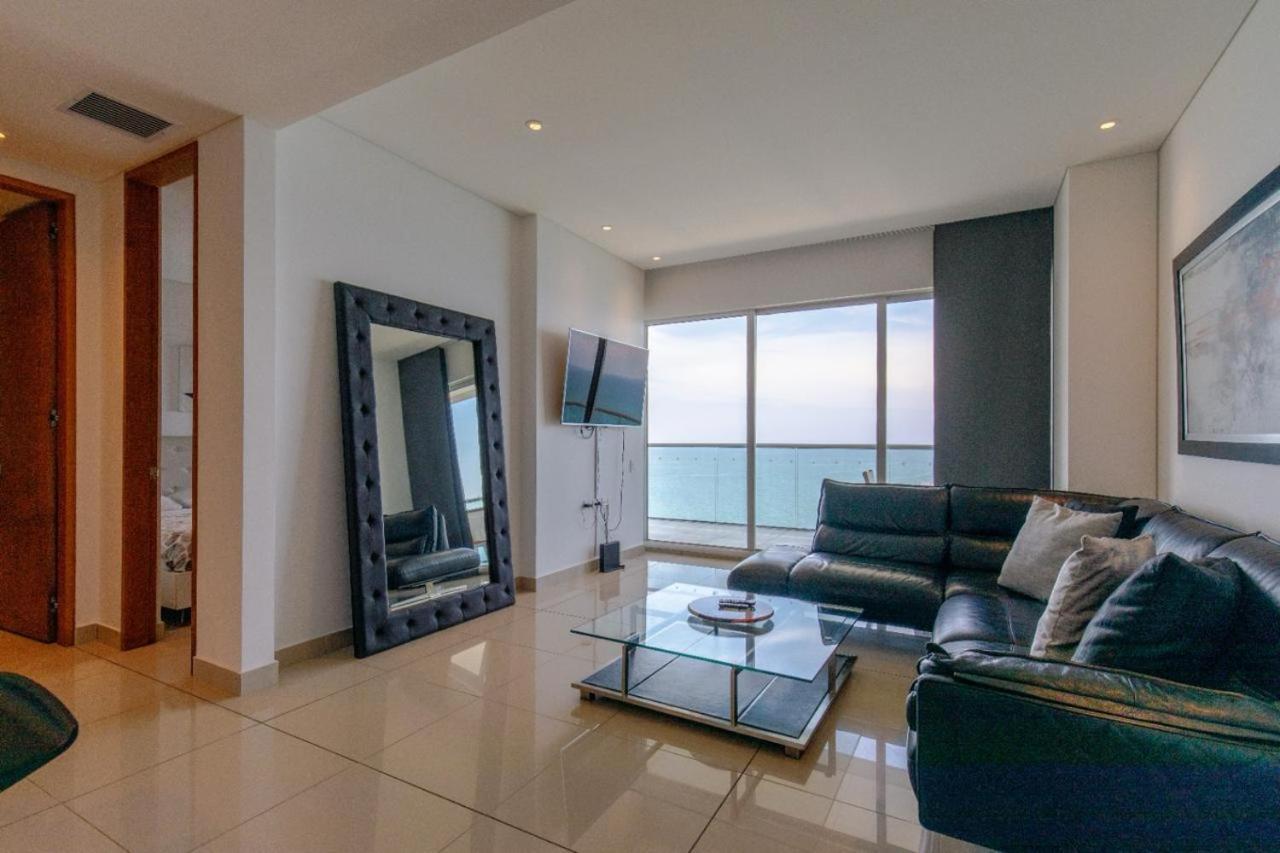 Apartamento En Edificio H2 Bocagrande Cerca Al Mar *