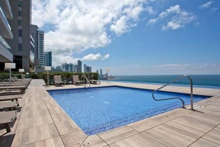 Apartamento En Edificio H2 Bocagrande Cerca Al Mar Cartagena