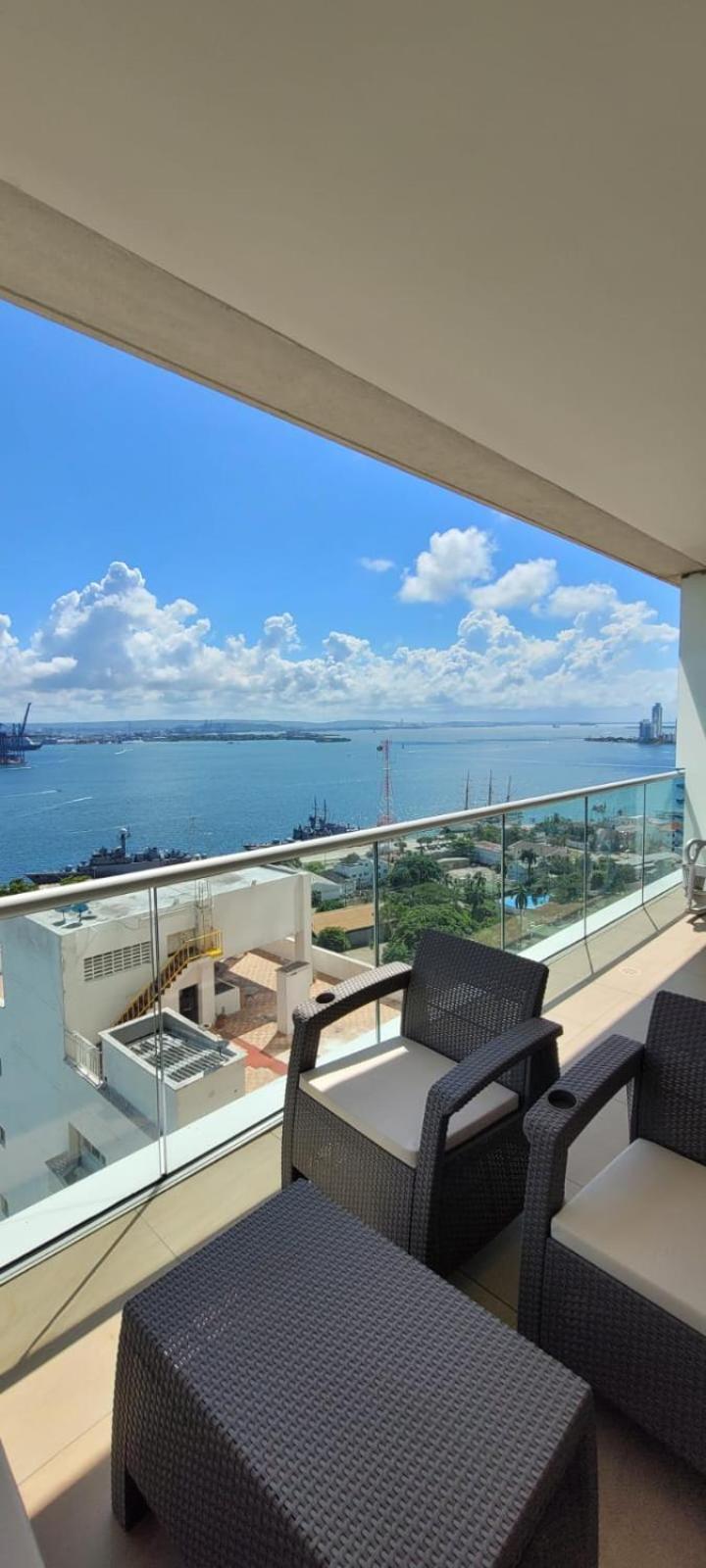 Apartamento En Edificio H2 Bocagrande Cerca Al Mar *