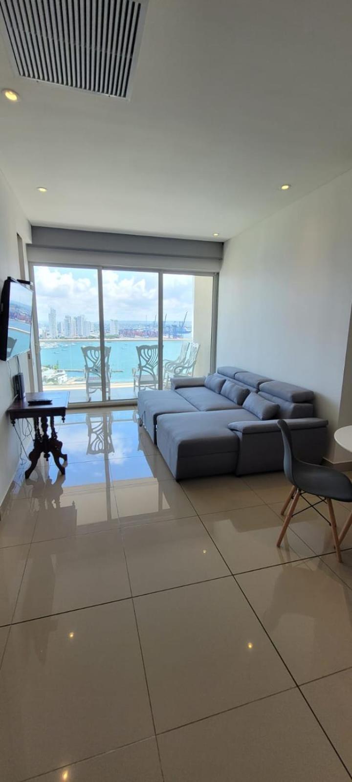 En Edificio H2 Bocagrande Cerca Al Mar Apartamento *