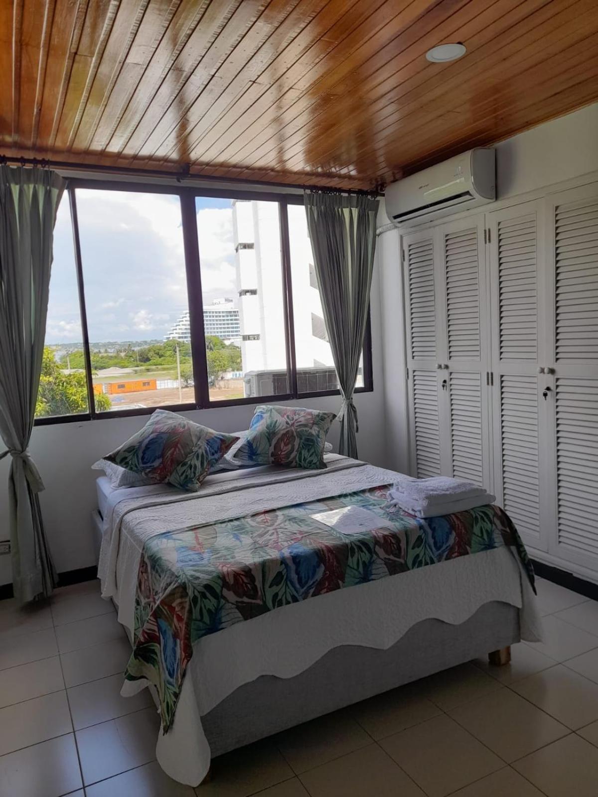 Isla Fuerte Piso 4 *