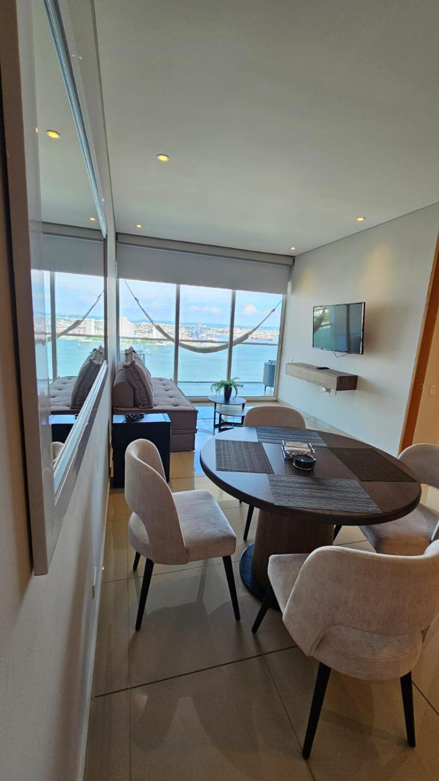 Apartamento En Edificio H2 Bocagrande Cerca Al Mar *