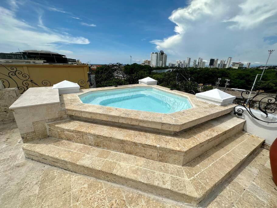 Mansion Con Suites, Piscina, Jacuzzi Y Rooftop