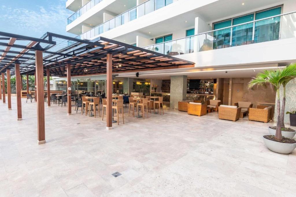 Dentro De Cartagena, Aprovecha Estar En Lo Mejor De Morros Apartamento