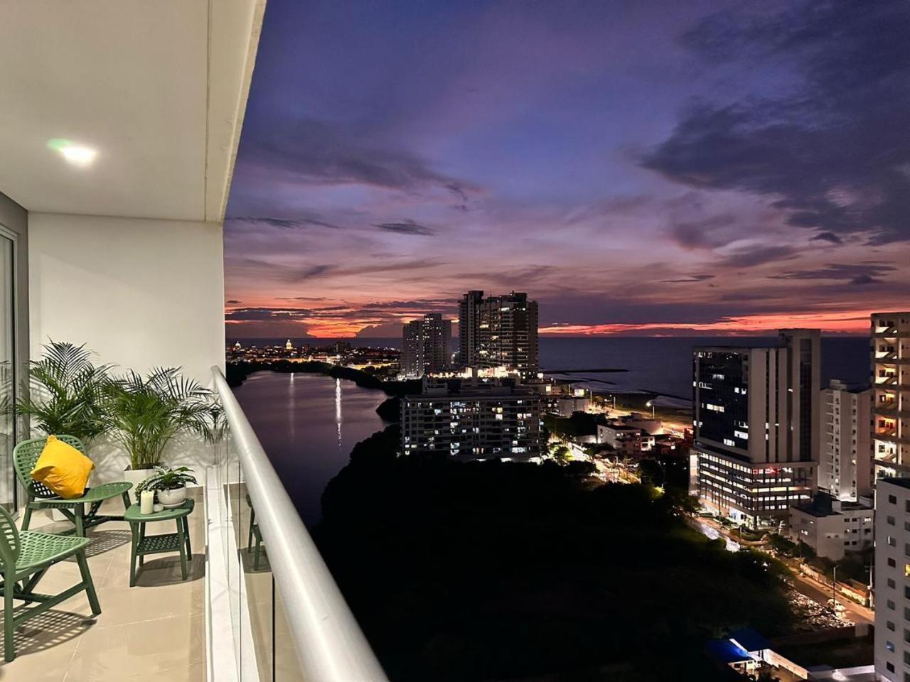 Espectacular Apartamento Vista Al Mar