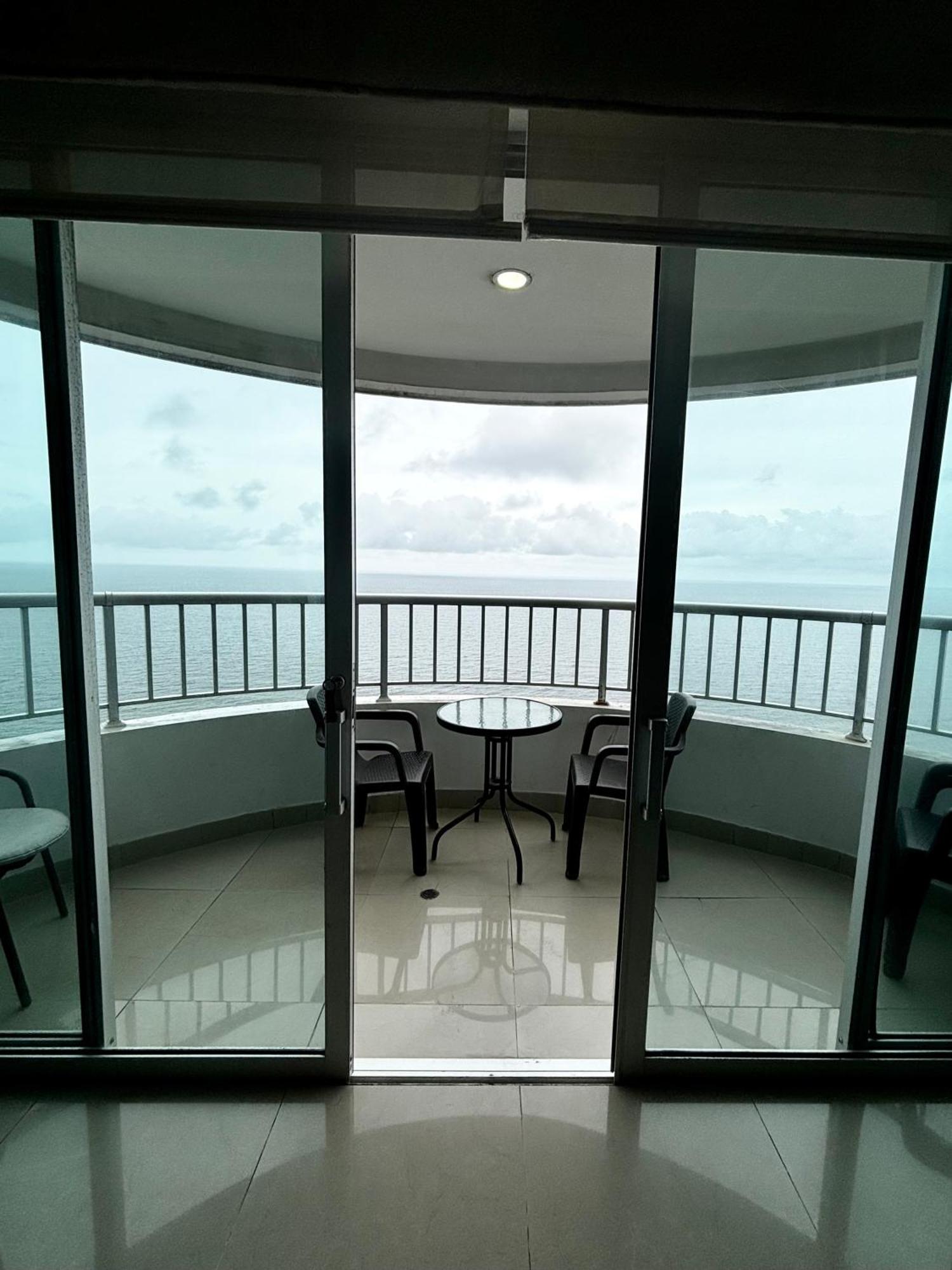 Apartamento Paraiso En Bocagrande Con Vista Al Mar