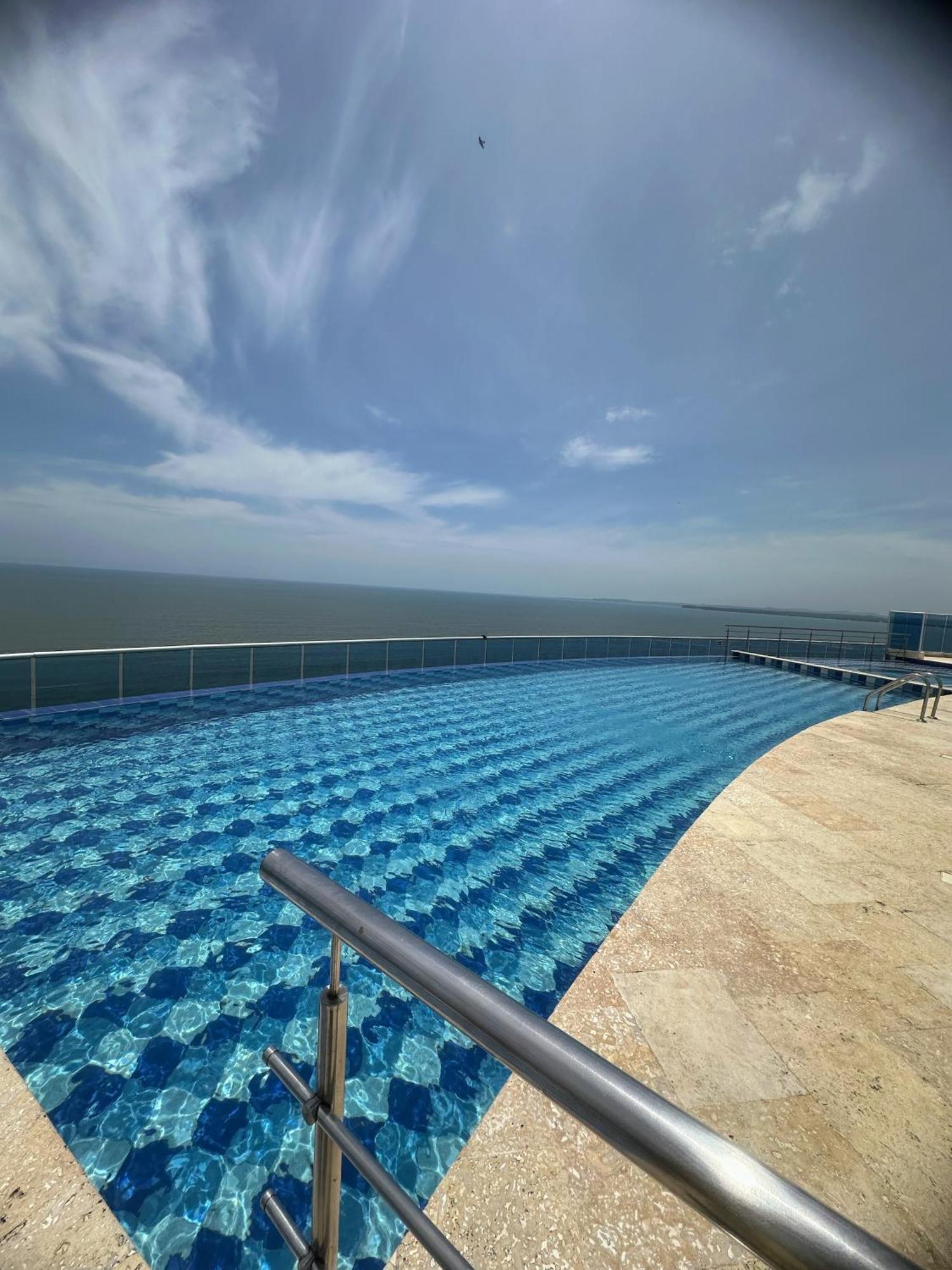 Amplia Casa Con Piscina A 40 Mts De Playa En Castillo Grande Сasa de vacaciones