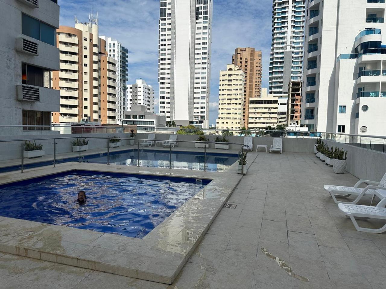 Apartamento Azul En Bocagrande *