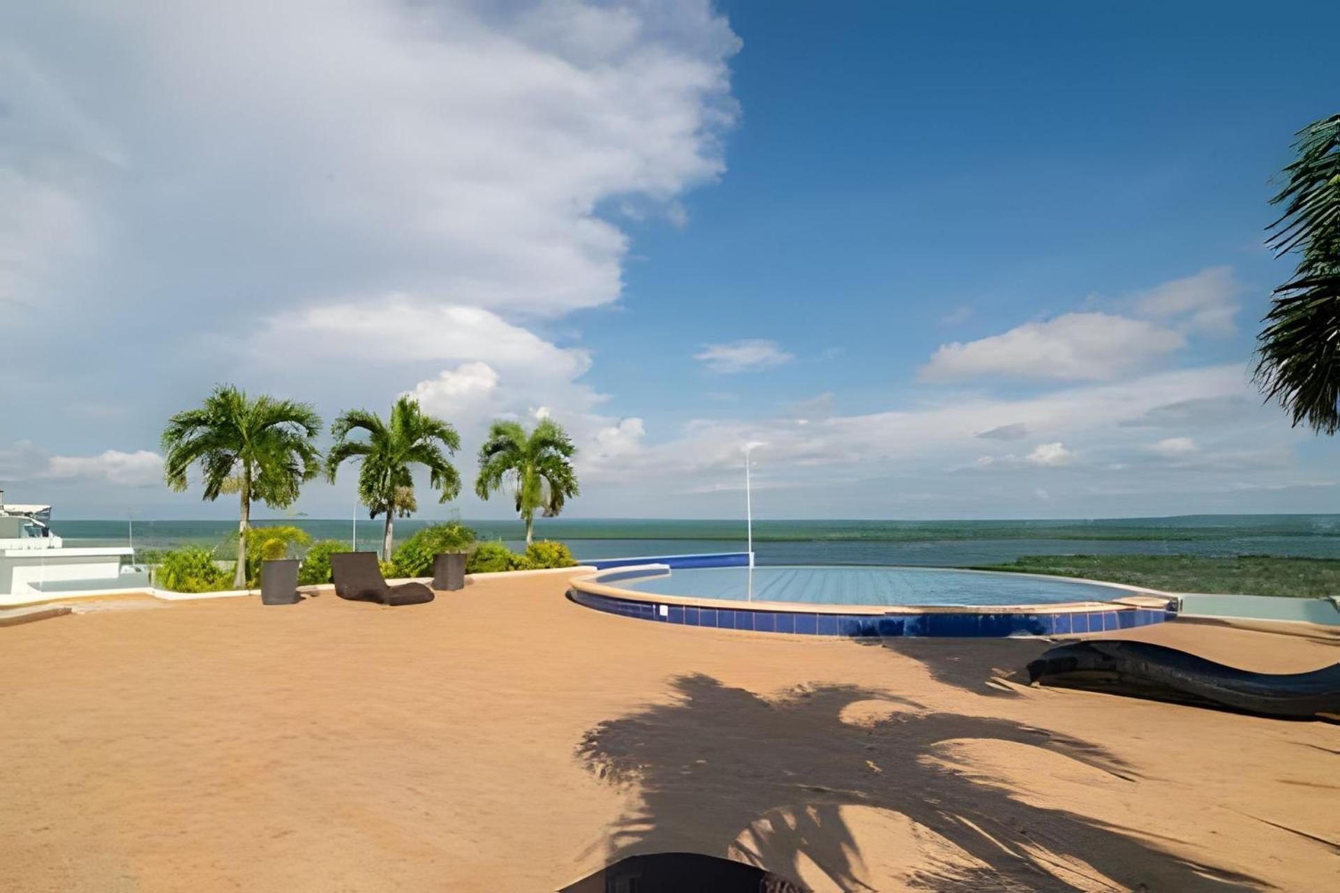 2 Morros. Vista Cienaga Y Salida Playa *