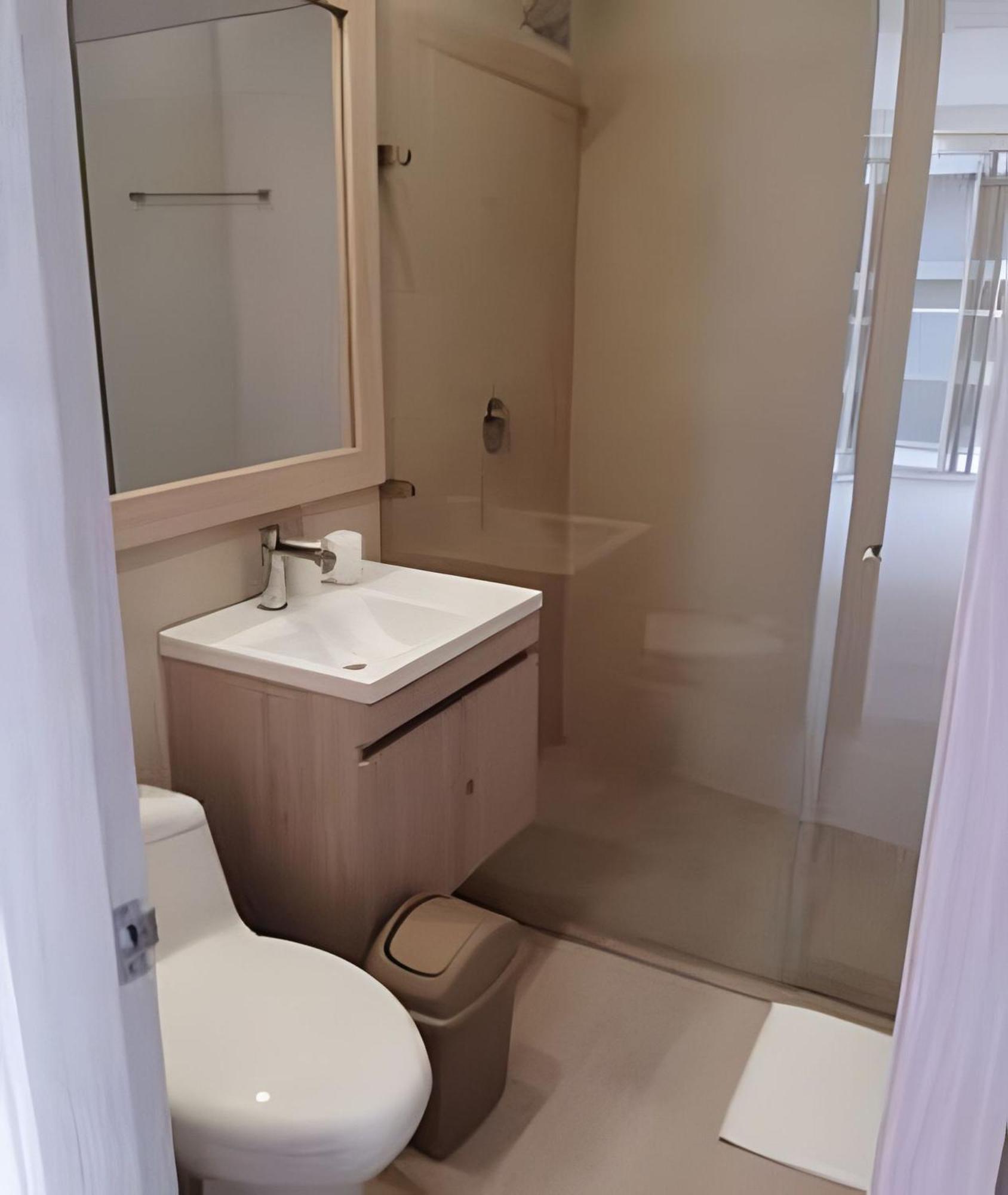 Apartment 2 Jacuzzi Y Vista Mar. Frente A Playa *