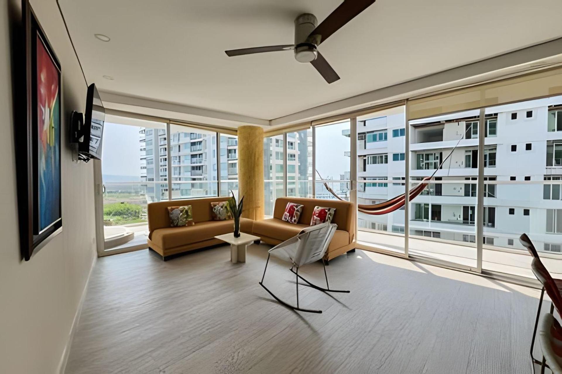 2 Jacuzzi Y Vista Mar. Frente A Playa Apartment