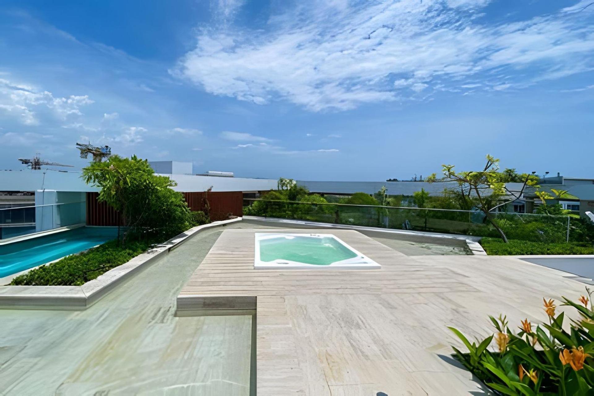 2 Jacuzzi Y Vista Mar. Frente A Playa Apartment *