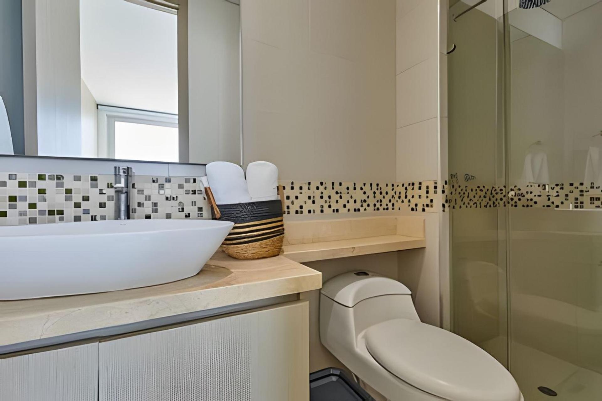 Laurdhomes Palmetto Sew View, Hot Water * Cartagena