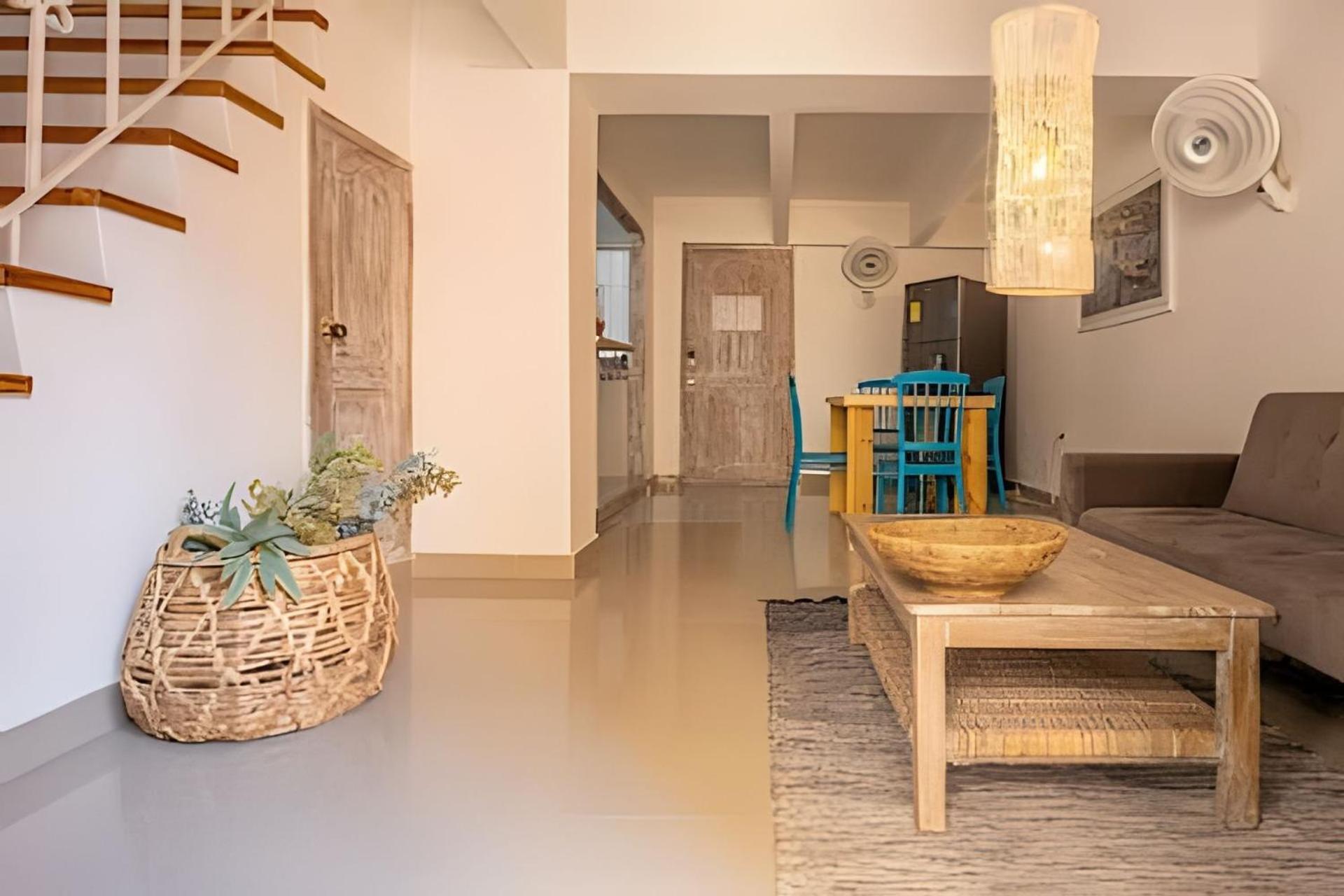 Laurdhomes Duplex Old City, Plaza Santo Domingo Apartamento *