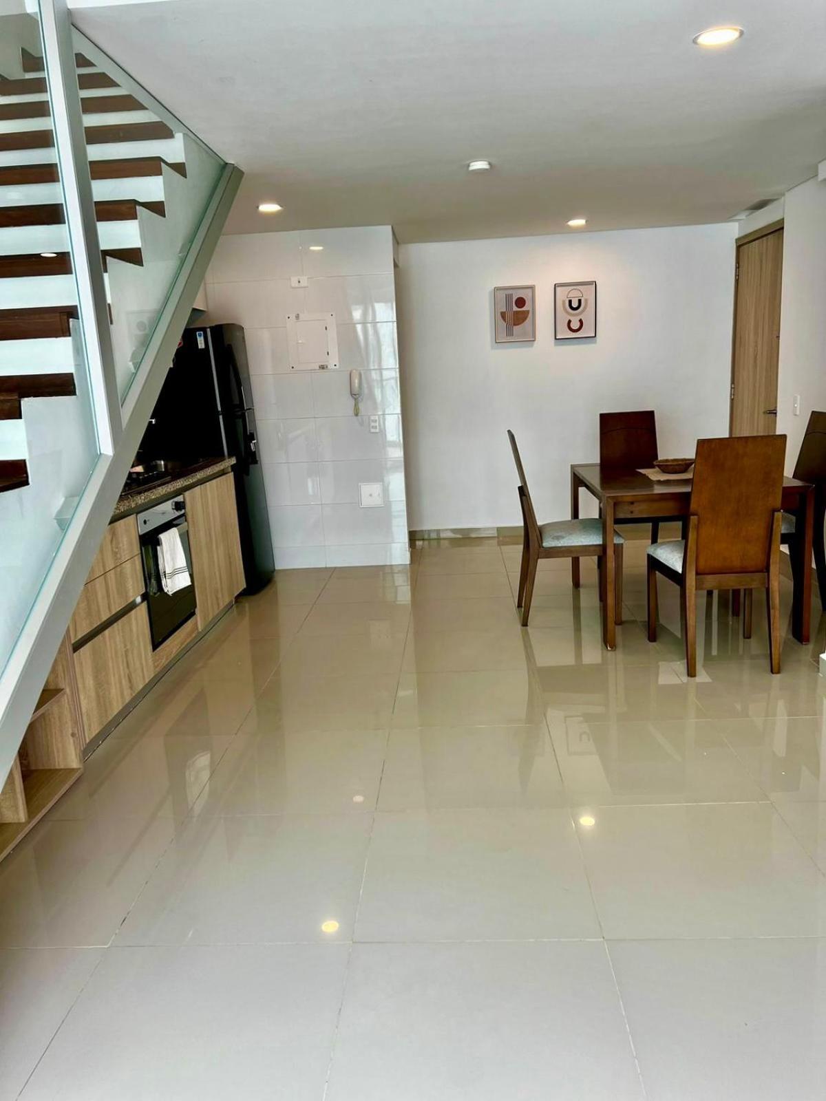 Apartamento De Dos Niveles *